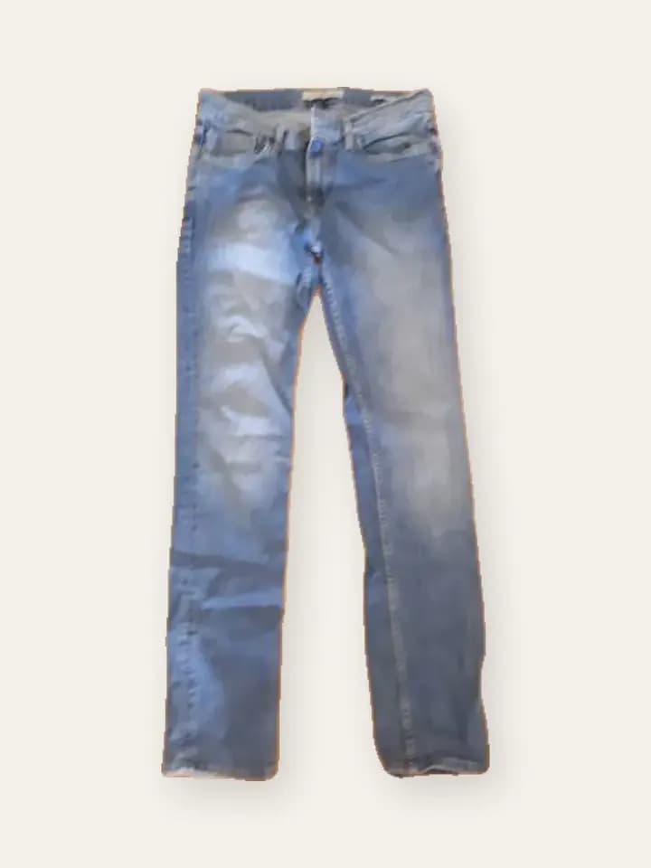 Light Wash Straight Jeans